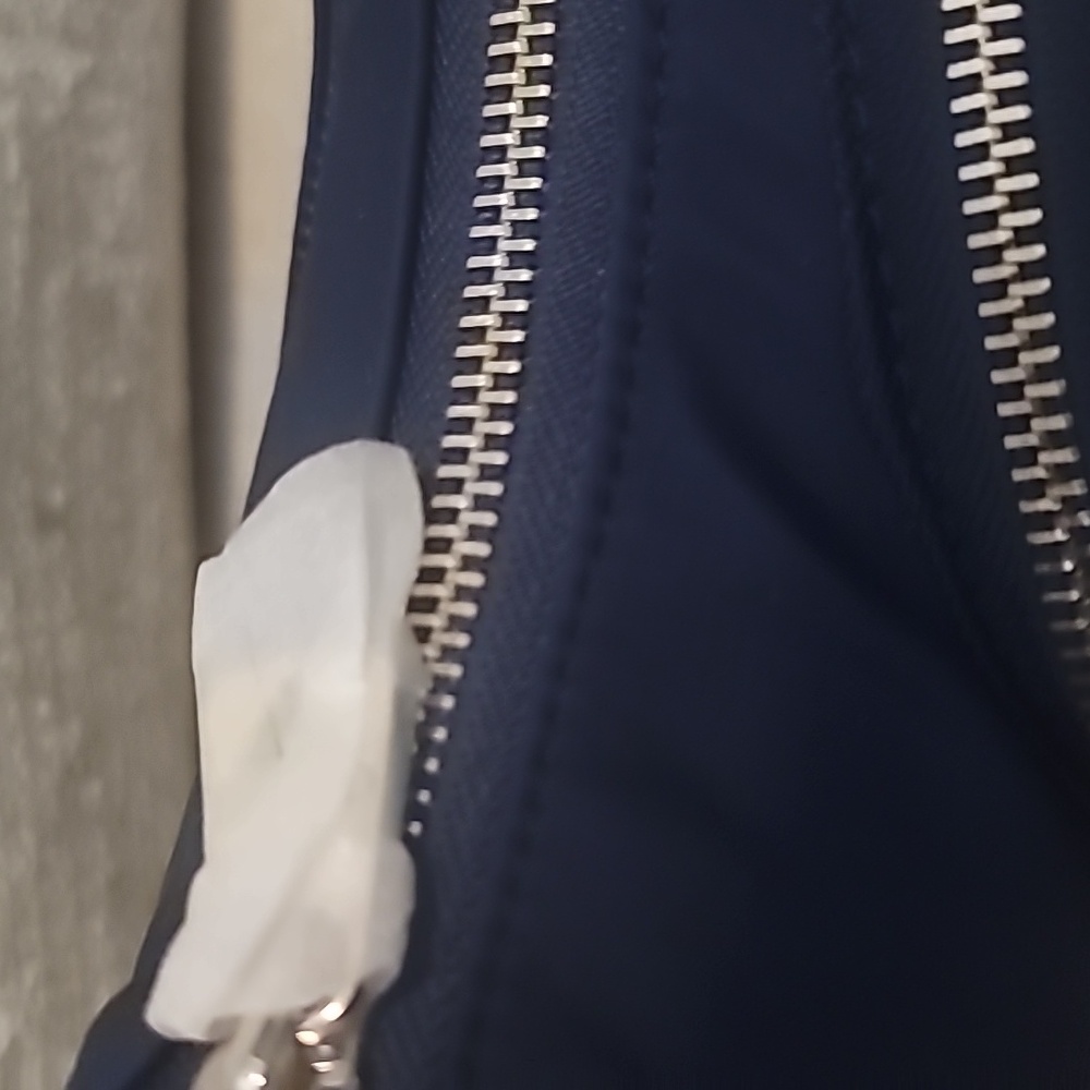 Guess Shoulder Bag - Picture 7 of 8